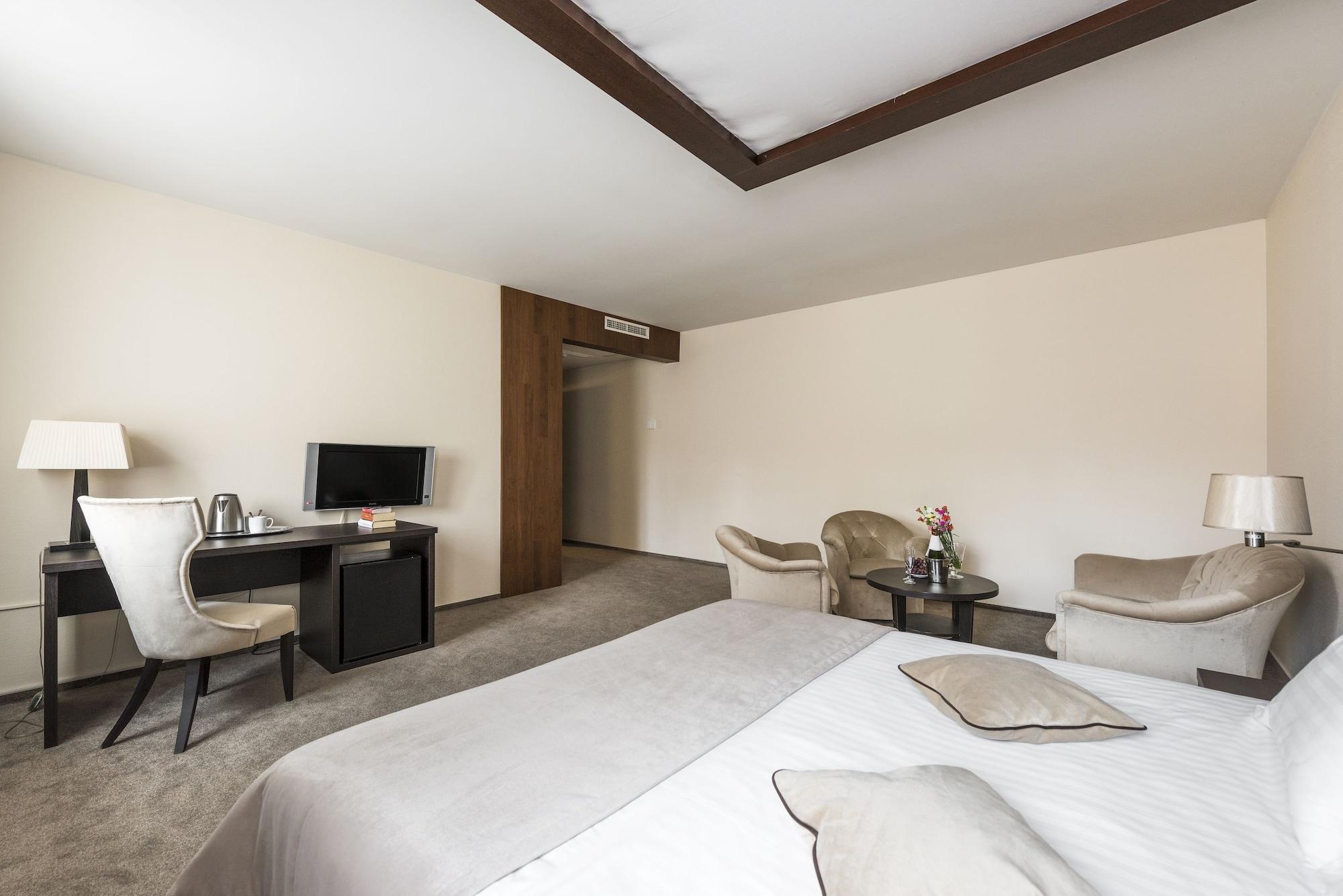 Amberton Cozy Hotel Κάουνας Εξωτερικό φωτογραφία