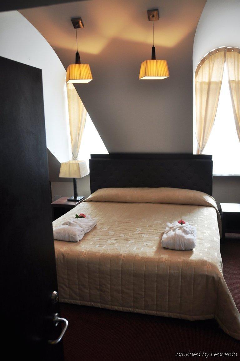 Amberton Cozy Hotel Κάουνας Δωμάτιο φωτογραφία